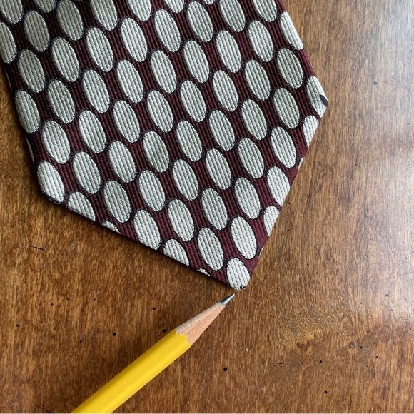 Brooks Brothers Geometric Pattern Silk Men’s Tie - Picture 6 of 9